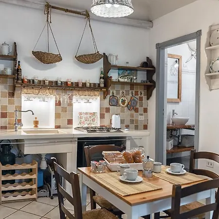 Sunshine House - Ostuni Bb Di Antonella *